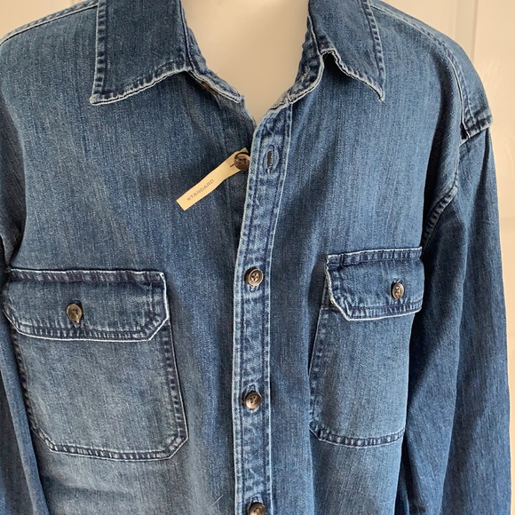 Good fellow & Co men’s denim button down shirt. - Picture 2 of 7
